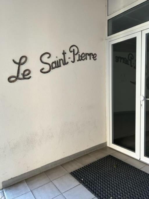 Superbe Appartement Bord De Mer Saint-Mandrier-sur-Mer Exterior photo